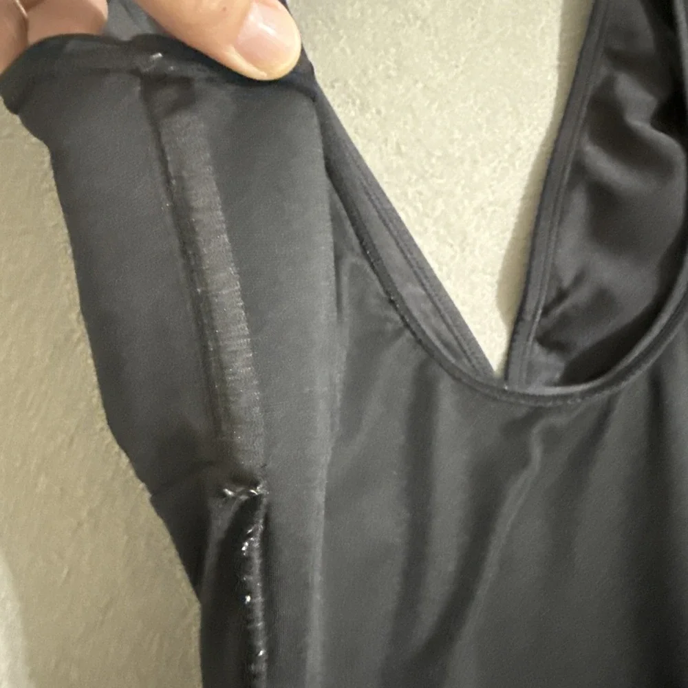 Women's Swimsuit One Piece Size 14 Black Deep V‎ Flattering Cut Your Best Look